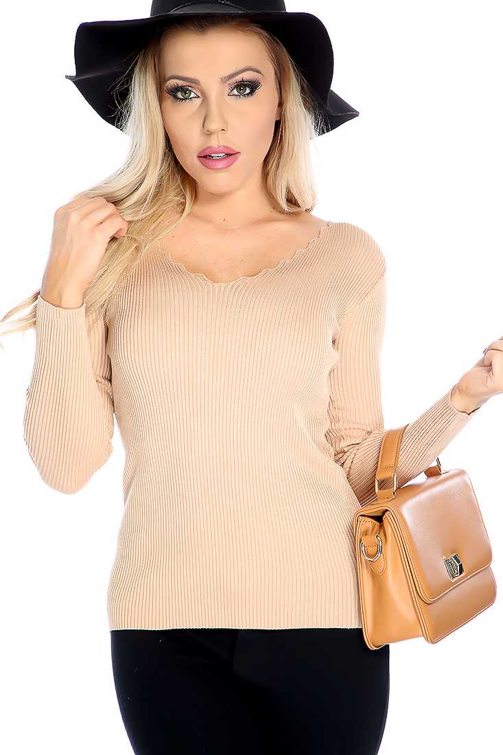 Camel Ribbed Scallop V-neck Long Sleeve Top