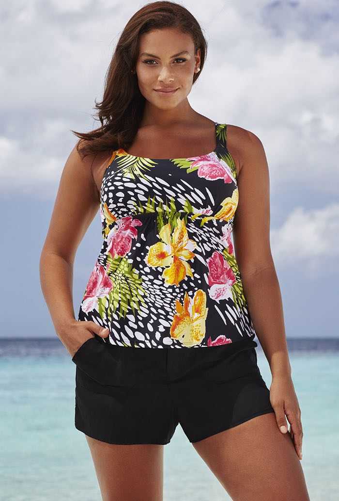 Texas Rose Flared Cargo Shortini
