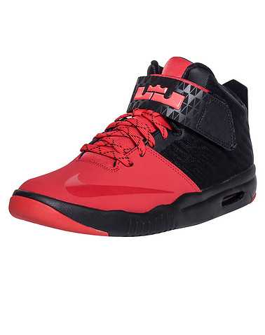 NIKE BOYS Red Footwear / Sneakers