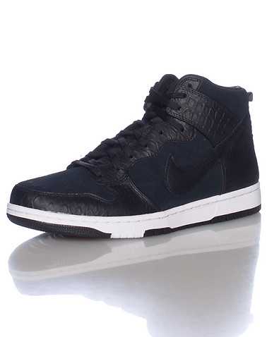 NIKE SPORTSWEAR MENS Black Footwear / Sneakers 10.5