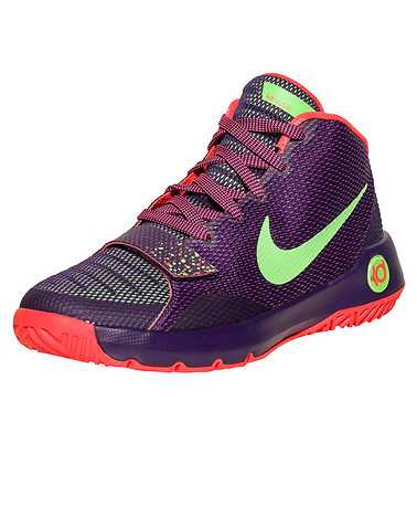 NIKE BOYS Purple Footwear / Sneakers 6Y
