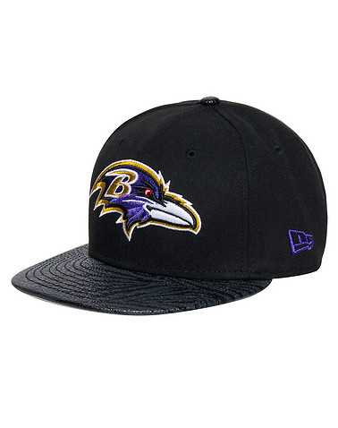 NEW ERA MENS Black Accessories / Caps Snapback M/L