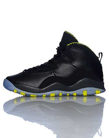 JORDAN BOYS Black Footwear / Sneakers 6Y