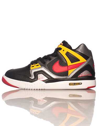 NIKE BOYS Black Footwear / Sneakers