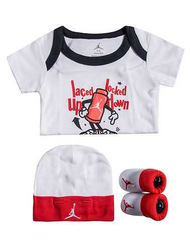 JORDAN BOYS White Accessories / Onesies 0-6