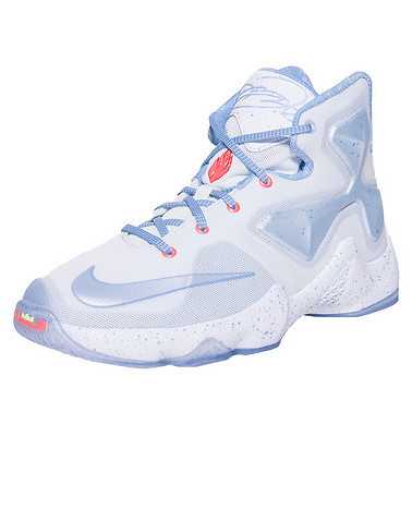 NIKE BOYS White Footwear / Sneakers 4Y