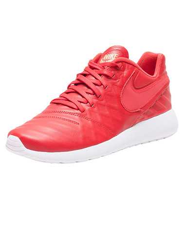 NIKE MENS Red Footwear / Sneakers