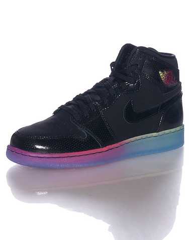 JORDAN GIRLS Black Footwear / Basketball 6Y