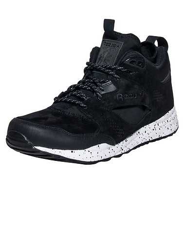 REEBOK MENS Black Footwear / Boots