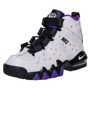 NIKE BOYS White Footwear / Sneakers
