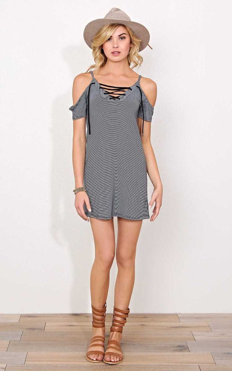 Between The Lines Laceup Knit Tunic - - Black/White in Size by Styles For Less