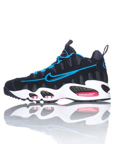 NIKE SPORTSWEAR MENS Black Footwear / Sneakers