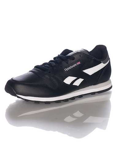 REEBOK BOYS Black Footwear / Sneakers