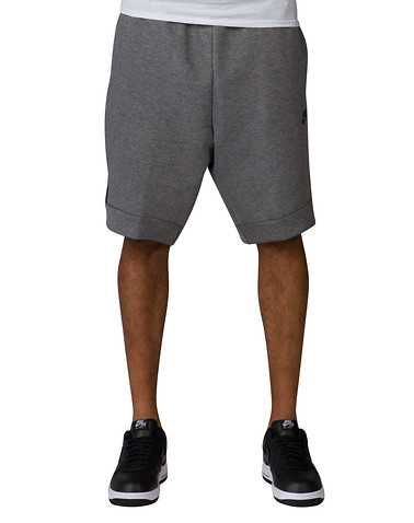 NIKE MENS Grey Clothing / Athletic Shorts