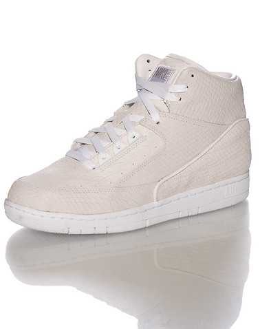 NIKE SPORTSWEAR MENS White Footwear / Sneakers 7.5