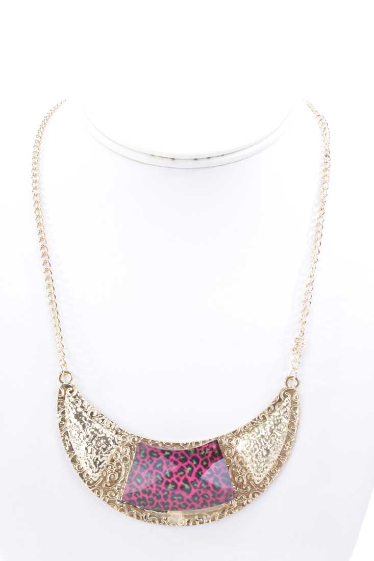 Pink Animal Print Gemstone Carved Pendant Necklace