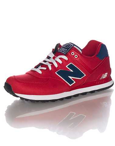 NEW BALANCE MENS Red Footwear / Sneakers 10