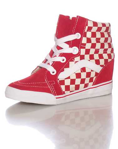 VANS WOMENS Red Footwear / Casual 8.5