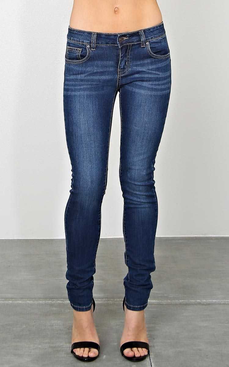 I Love You Curves Skinny Jeans - Med Wash in Size 1 by Styles For Less