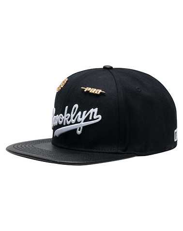 PRO STANDARD MENS Black Accessories / Caps Snapback OSFM