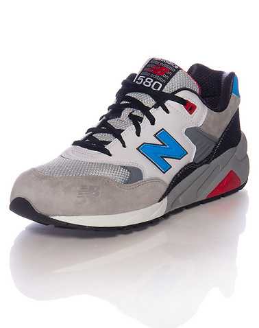 NEW BALANCE MENS Grey Footwear / Sneakers