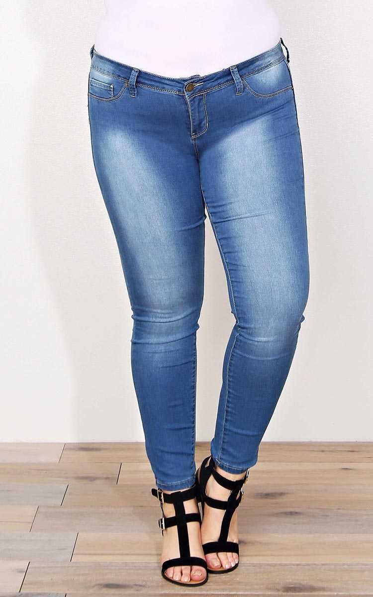 Plus Size YMI Lisa Skinny Jeans - Med Wash in Size 15 by Styles For Less