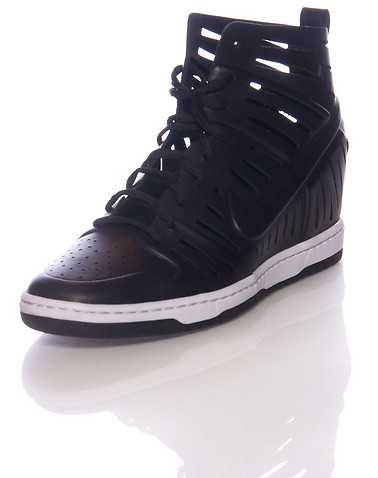 NIKE SPORTSWEAR WOMENS Black Footwear / Sneakers 6