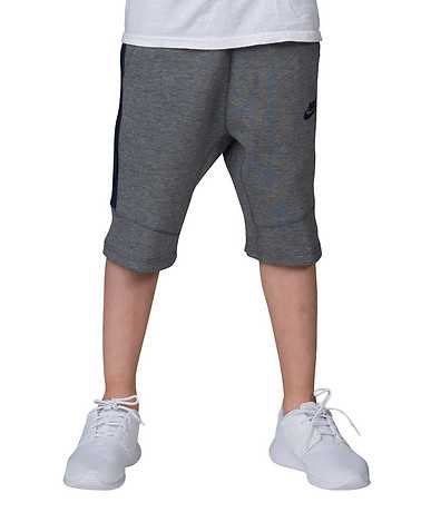 NIKE BOYS Grey Clothing / Athletic Shorts S