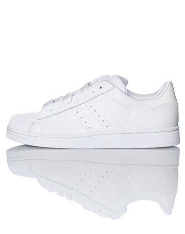 adidas BOYS White Footwear / Sneakers 3.5