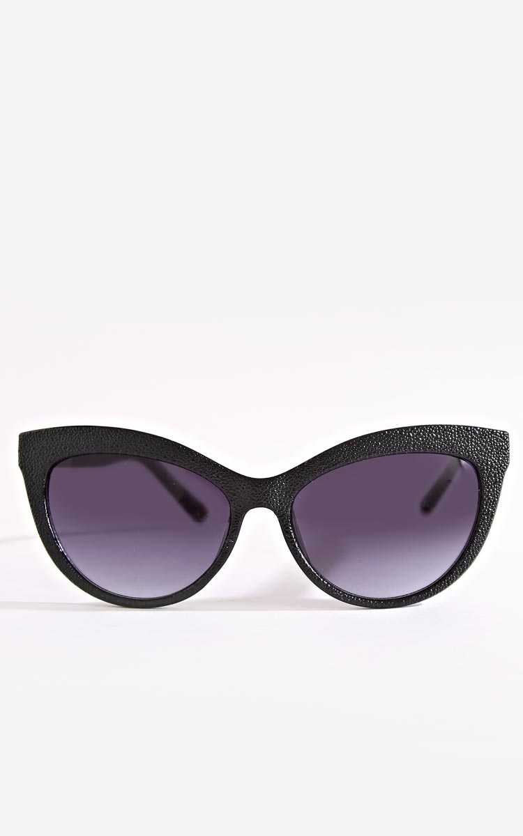 Cari Textured Cateye Sunglasses - N/S - Black by Styles For Less