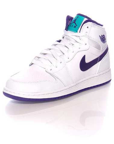 JORDAN GIRLS White Footwear / Basketball 6Y