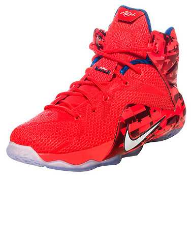 NIKE BOYS Orange Footwear / Sneakers