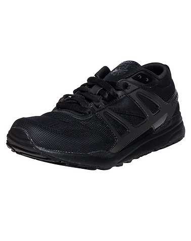 REEBOK BOYS Black Footwear / Sneakers 6.5