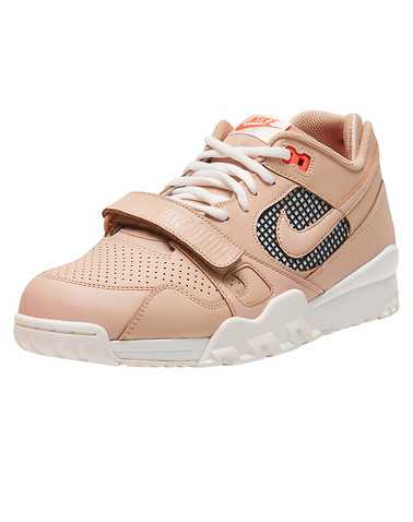 NIKE MENS Beige-Khaki Footwear / Sneakers