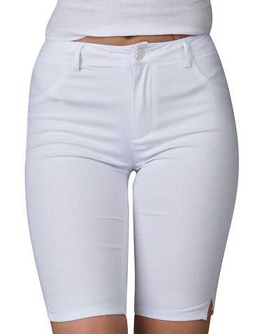 ESSENTIALS WOMENS White Clothing / Casual Shorts M