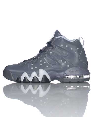 NIKE BOYS Dark Grey Footwear / Sneakers