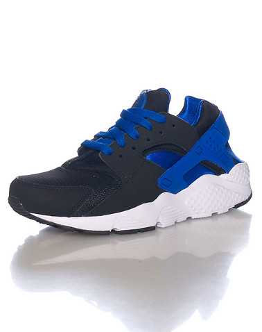 NIKE BOYS Black Footwear / Sneakers