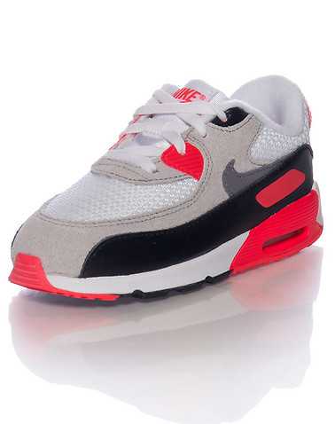 NIKE BOYS Multi-Color Footwear / Sneakers 10C