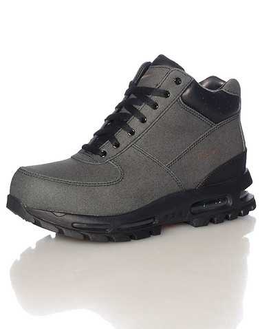 NIKE SPORTSWEAR MENS Black Footwear / Boots 8