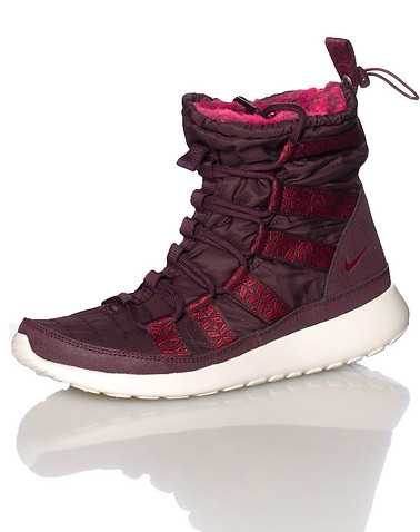 NIKE SPORTSWEAR WOMENS Burgundy Footwear / Boots 6.5