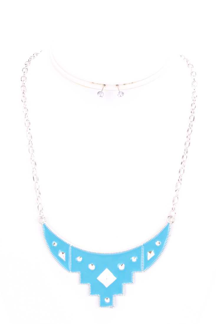 Teal Lacquer Finish Studded Pendant Necklace Stud Earring Set