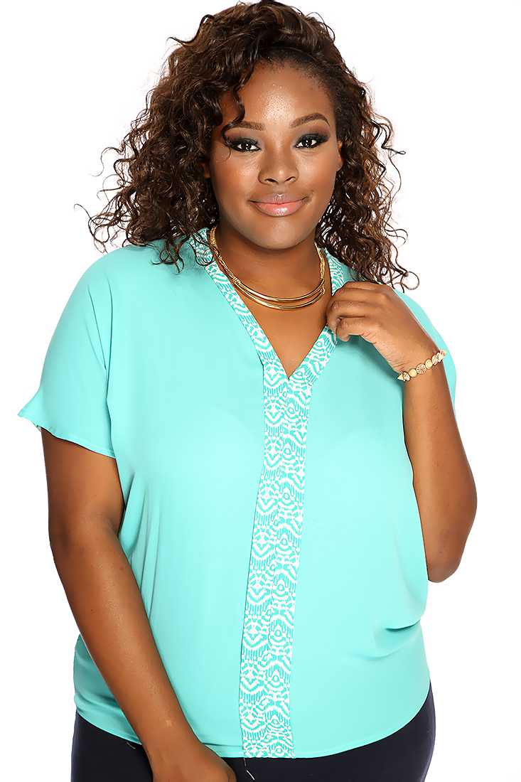 Seafoam Eyelash Lace Print Two Tone V Neck Short Sleeve Cute Plus Size Top