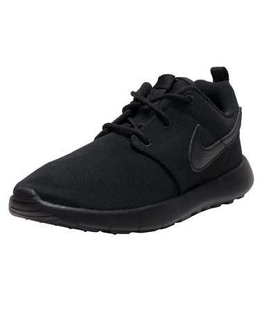 girls black nike trainers