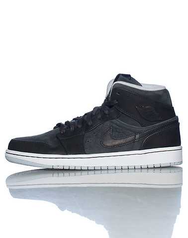 JORDAN MENS Navy Footwear / Sneakers 9.5