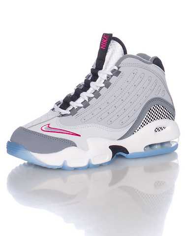 NIKE BOYS Grey Footwear / Sneakers 2Y