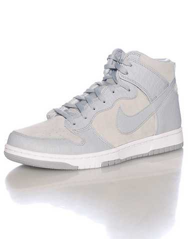 NIKE SPORTSWEAR MENS Grey Footwear / Sneakers 9.5