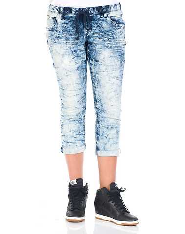 ESSENTIALS WOMENS Blue Clothing / Jeans M