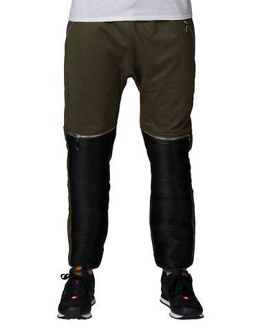 AMERICAN STITCHENS Dark Green Clothing / Sweatpants