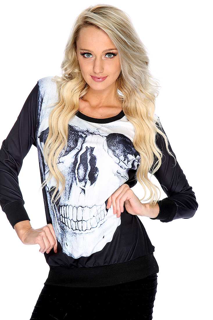 Black White long sleeve skull print pull over sweater