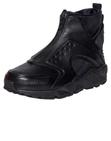 NIKE SPORTSWEAR WOMENS Black Footwear / Sneakers 7.5